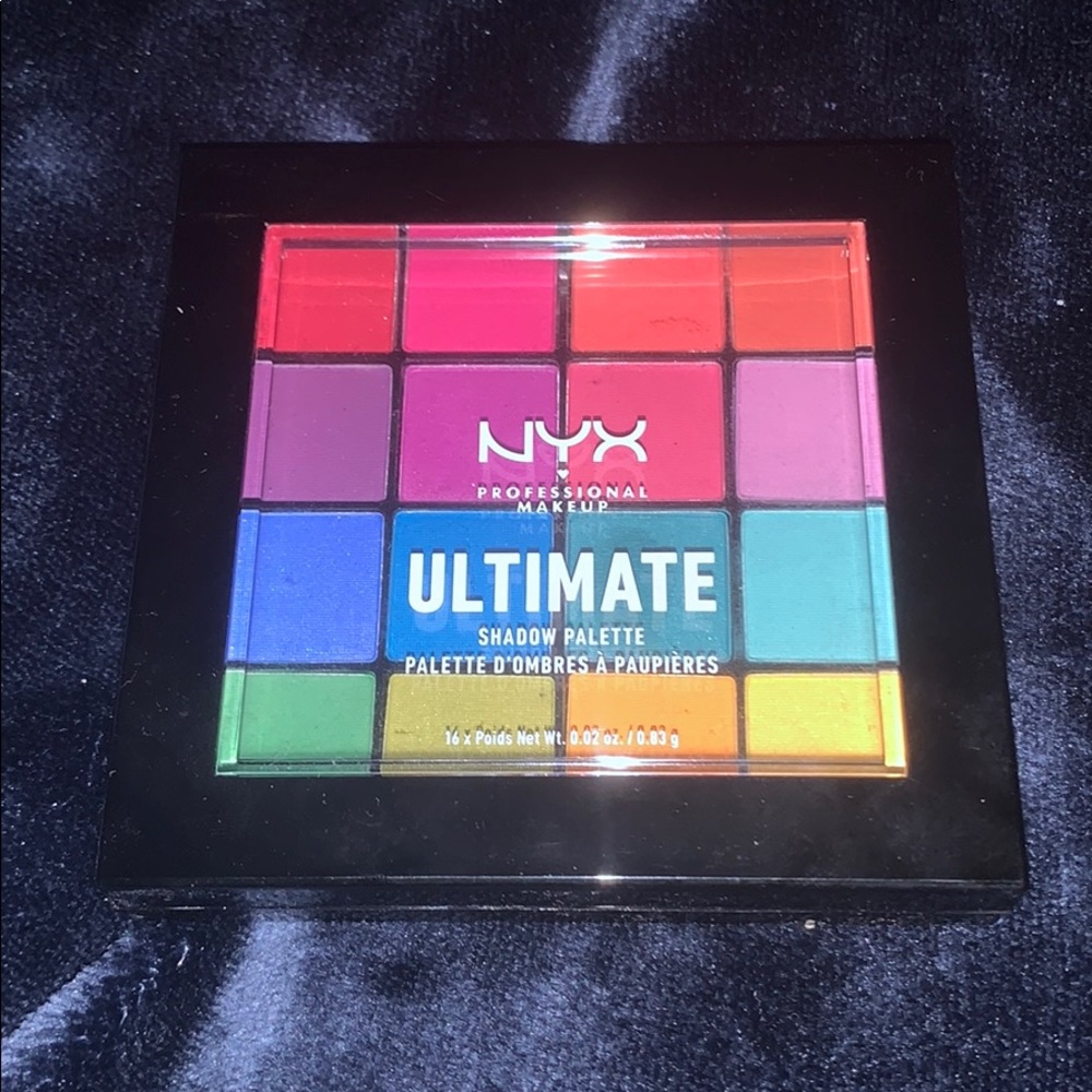 NYX eye shadow palette